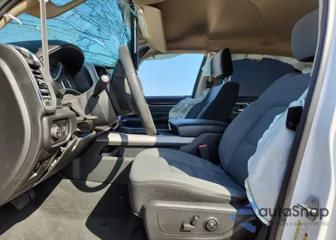 2020 Ram 1500 Big Horn/Lone Star z USA, uszkodzony, nr VIN 1C6SRFFT6LN132665